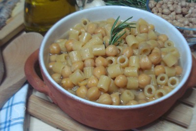 Pasta e ceci alla romana