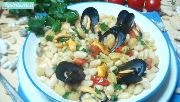 Pasta e fagioli con le cozze